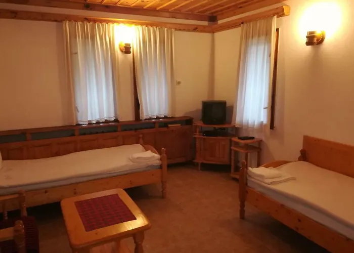 Siniya Han 3* Hvoyna